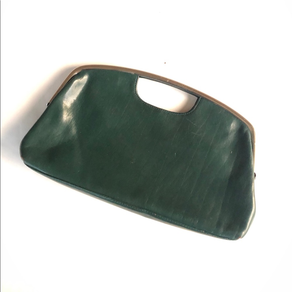 HOBO Clutch